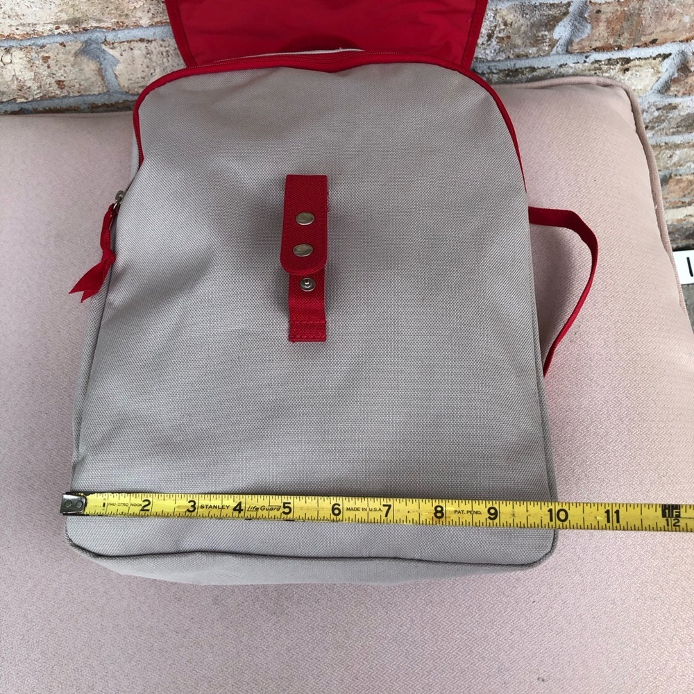 Tommy Hilfiger Red Tan Medium Size Snap/ Zipper Closure Women’s Backpack - Picture 13 of 16